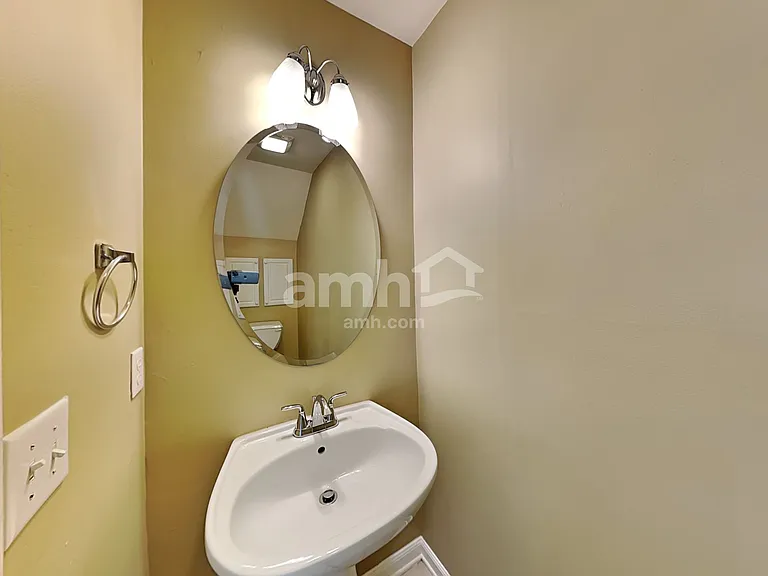 225 Chilmark Ridge Dr — Photo 8