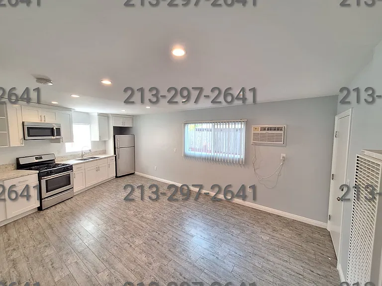 527 N Coronado St #16 — Photo 20