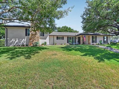 47 Bounty Rd E, Benbrook, TX, 76132