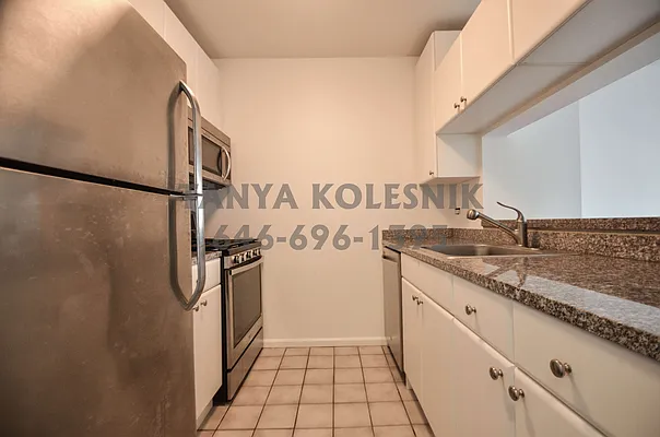 Rented by Compass | media 14