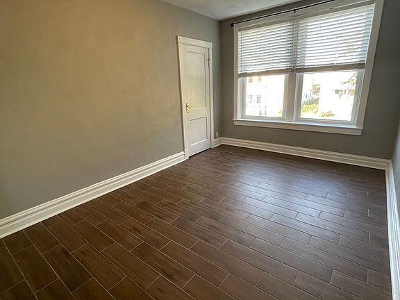 4th image of 3224 Portis Ave #3224