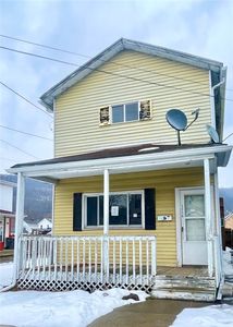 1716 4th Ave, Beaver Falls, PA, 15010