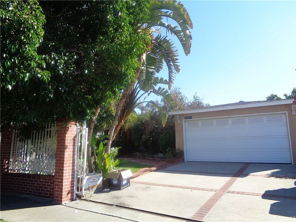 1st image of 8428 Sylmar Ave