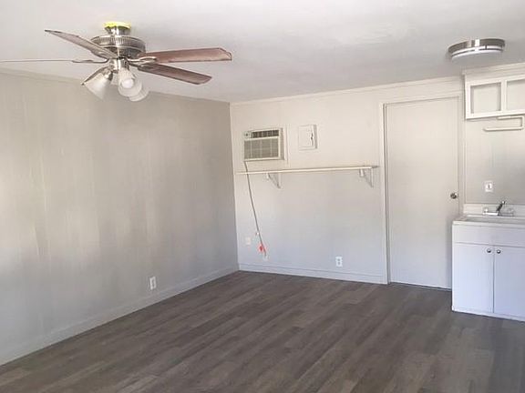 3rd image of 1308 S Quincy Ave APT B