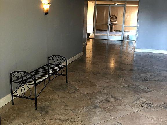 4th image of 718 N Monterey St APT 305