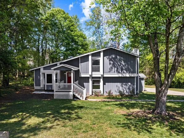2592 Twin Oaks Dr SW, Marietta, GA 30064