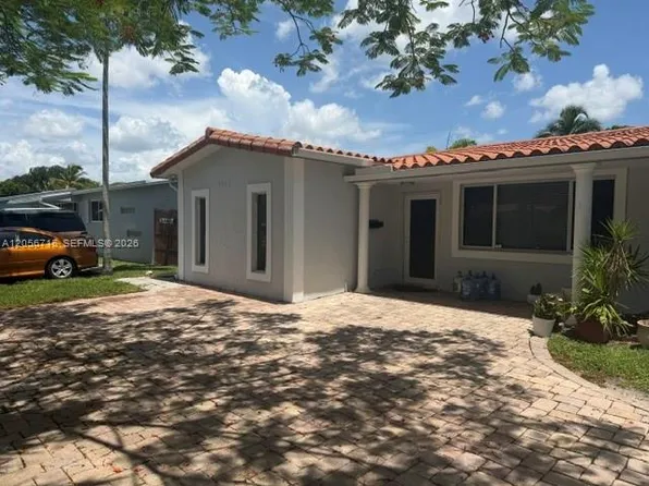 5317 Harrison St, Hollywood, FL 33021