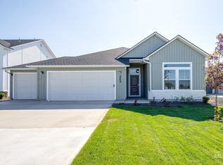 1628 Sunday Riv, Saint Middleton, ID 83644