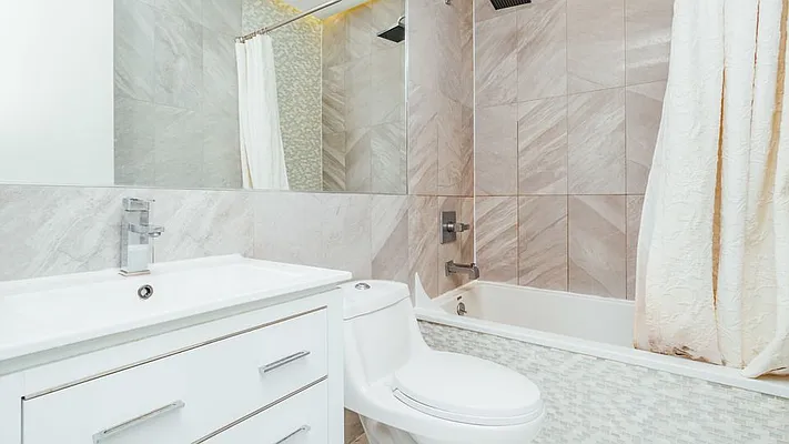 Rented by Nooklyn NYC LLC | media 18