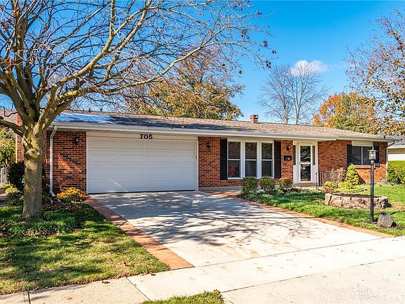 3rd image of 705 Angelia Ct