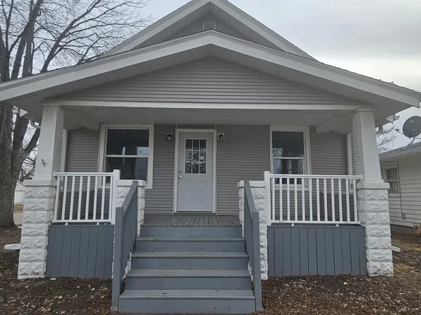 1555 E 1st St, Fremont, NE 68025