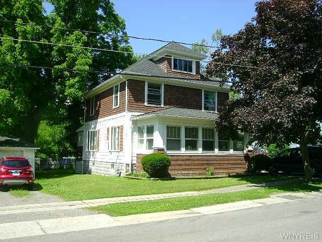 1st image of 28 Eckerson Ave