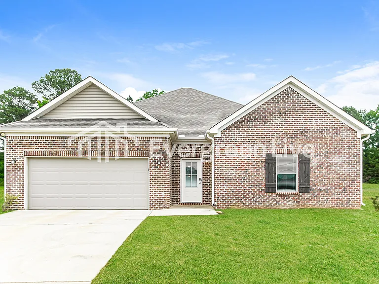 67 Wolf Ln — Photo 1