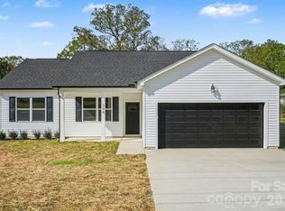 308 S White St, Marshville, NC 28103