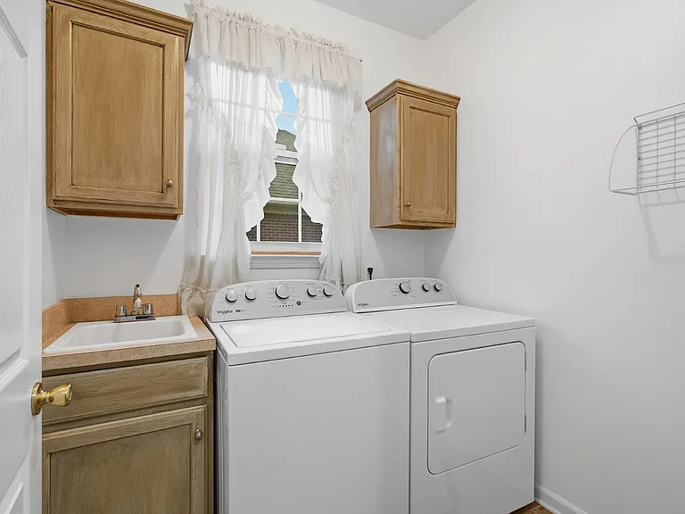 3265 Galaxy Blvd — Photo 10