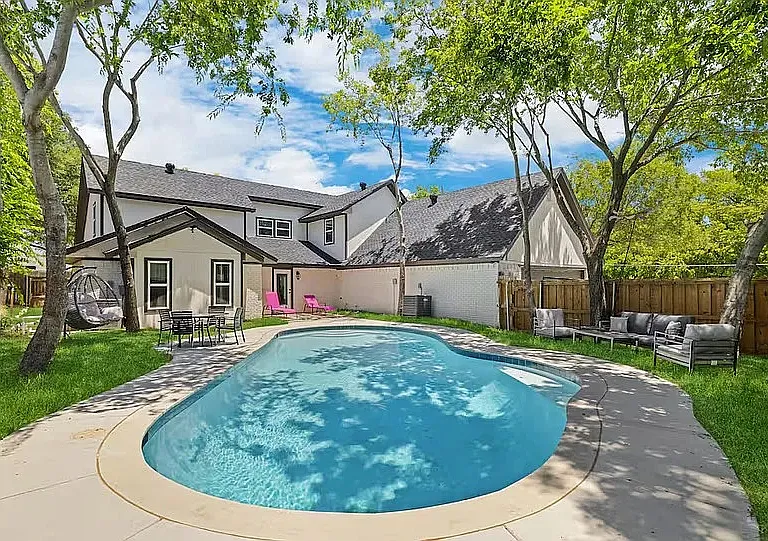 9690 Fallbrook Dr — Photo 28