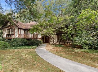 3 Parrish Ct, Greenville, SC 29607