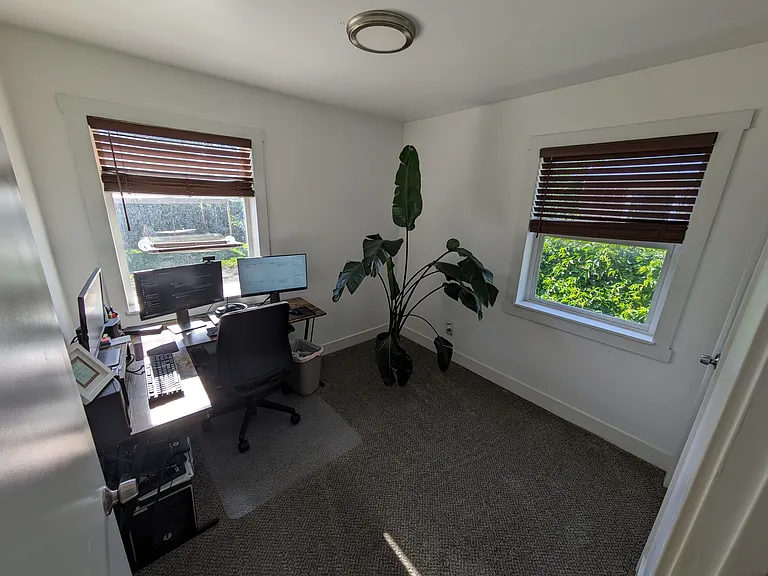 929 N 900 W — Photo 11
