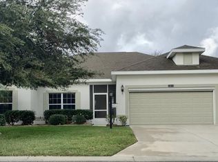 24010 Robinwood St, Leesburg, FL 34748