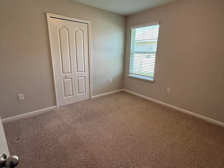 103 Granite City Ave — Photo 16