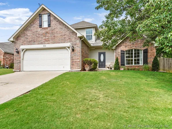 300 S 62nd St, Broken Arrow, OK 74014
