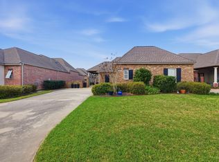 6134 E Azalea Dr, Lake Charles, LA 70605