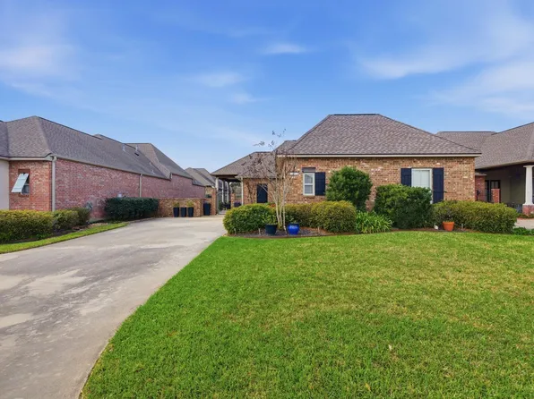 6134 E Azalea Dr, Lake Charles, LA 70605