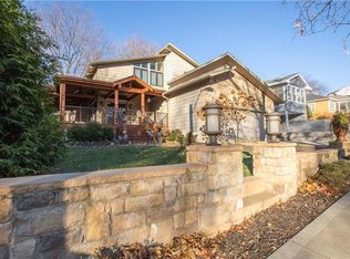4712 Holly St, Kansas City, MO 64112