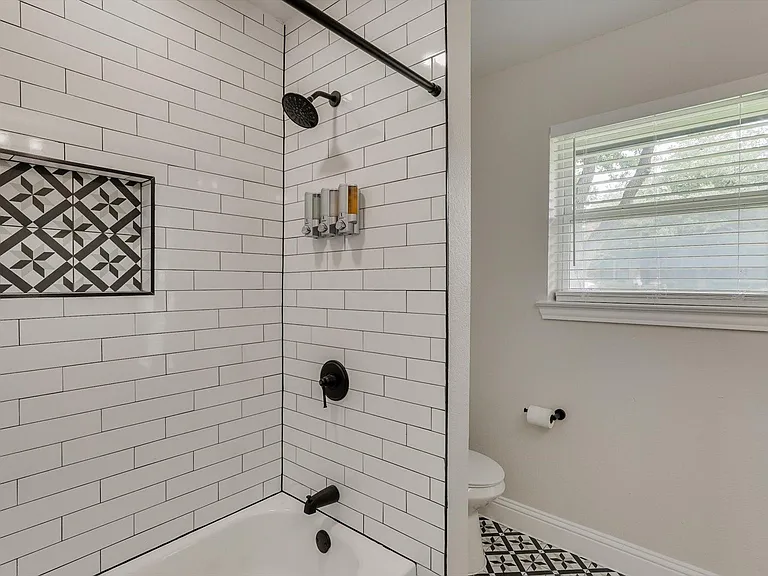 3921 Amy Ave — Photo 22
