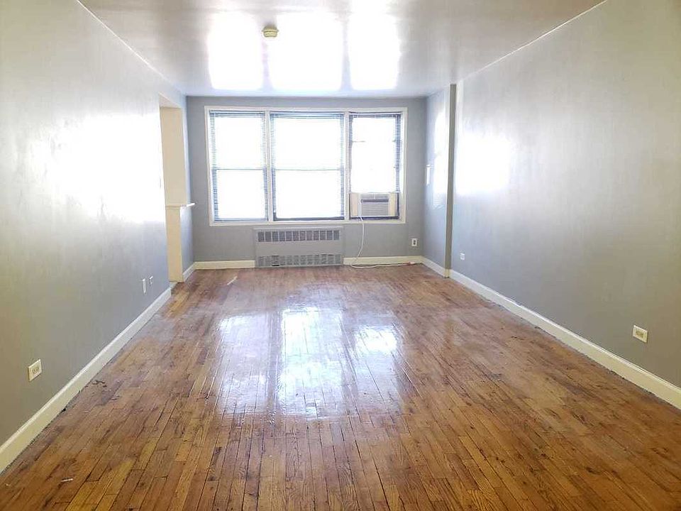 1st image of 405 E 16th St APT 1D