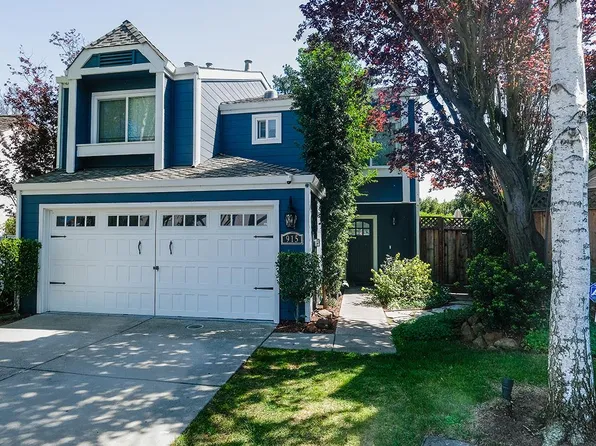915 Oak Park Dr, Morgan Hill, CA 95037