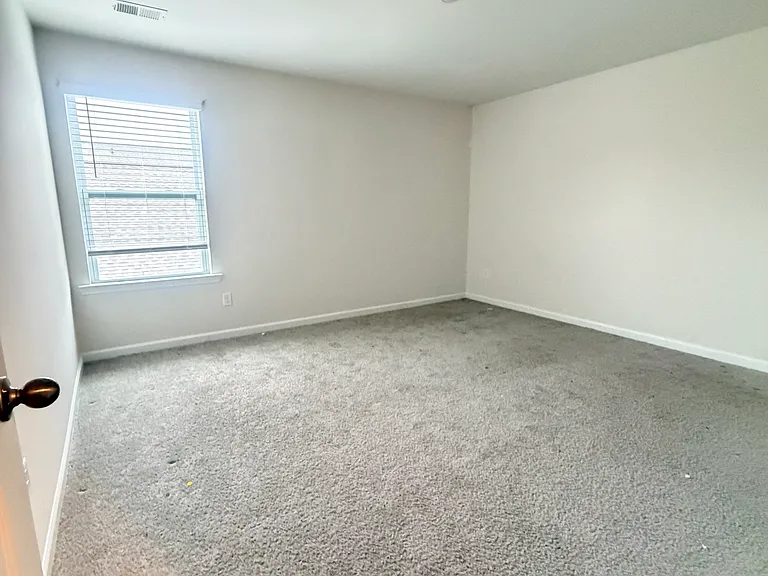 312 Callerton Dr — Photo 10