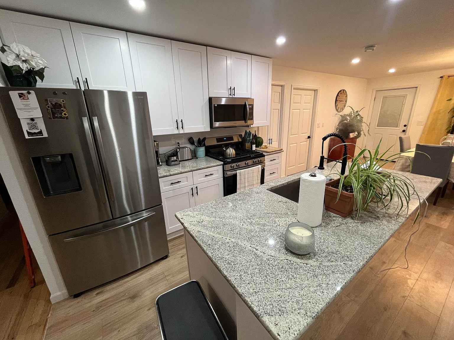 4 bed, 1360 sqft, $2,750 — Photo 4