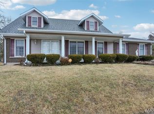 3805 Combraille Ct, Florissant, MO 63034