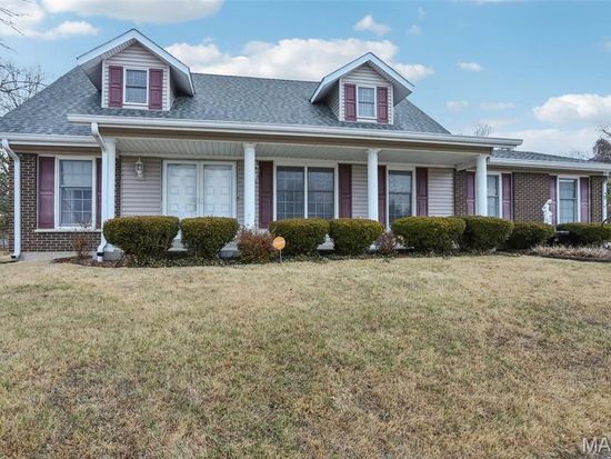 3805 Combraille Ct, Florissant, MO 63034