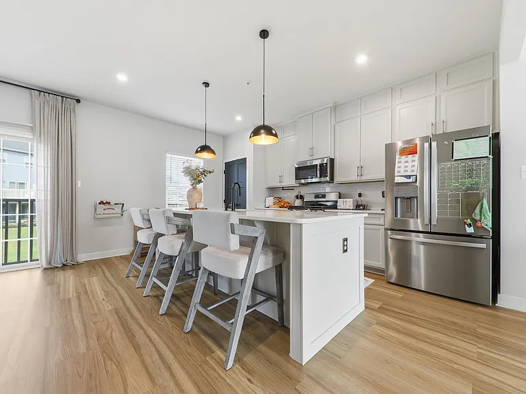 7234 Bodkin Way — Photo 10