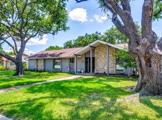 3130 Brookhaven Club Dr, Farmers Branch, TX 75234