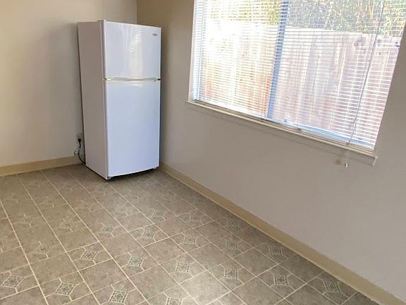 5th image of 200 Irene Ct APT 35
