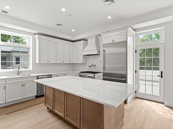 3rd image of 64 Pleasant St #B