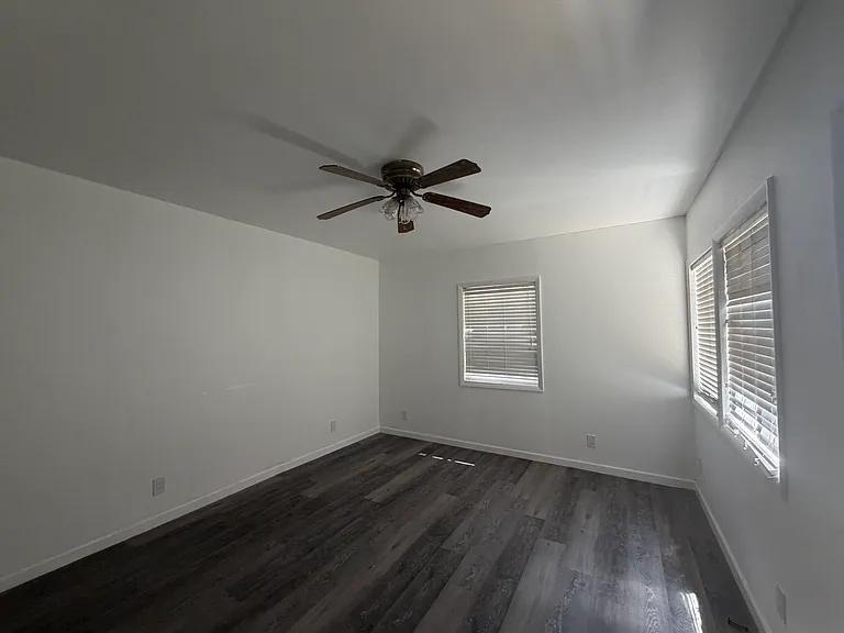 1241 Wilson Ave — Photo 3