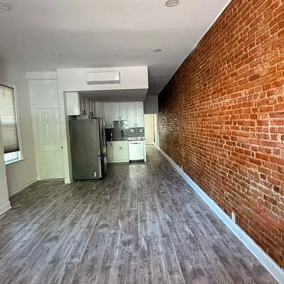 511 6th St NE #1 — Photo 4