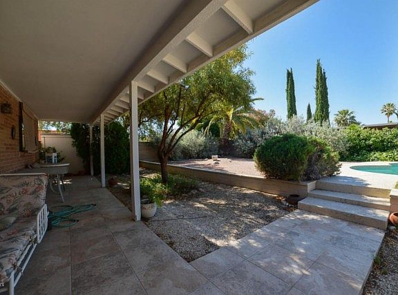 3rd image of 9026 E Calle Playa