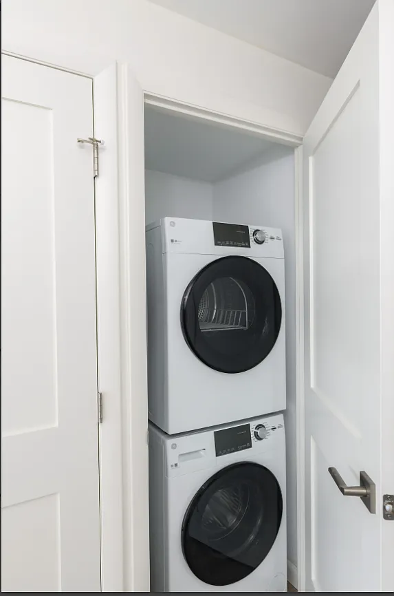 2 bed, $3,400 — Photo 2