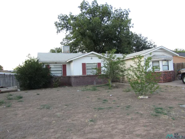 1604 W Bullock Ave, Artesia, NM 88210