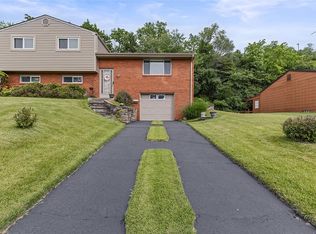 560 Arbor Ln, Pittsburgh, PA 15236