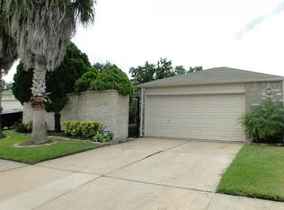 9322 Riverside Lodge Dr, Houston, TX 77083