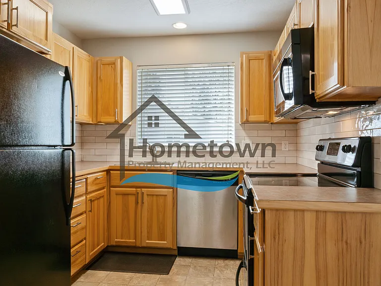 723-1 E Whispering Pines Ln — Photo 21