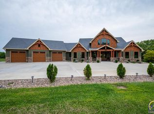 3010 SW 69th St, Wakarusa, KS 66546