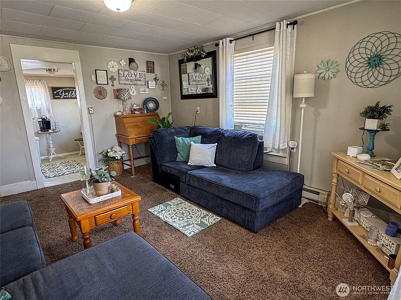 5th image of 800 Methow Street