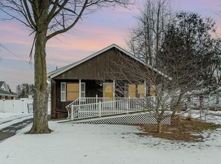 1610 Hemmeter Rd, Saginaw, MI 48638